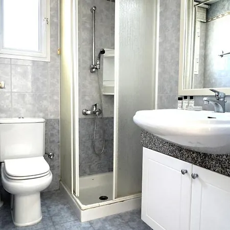 Modern 3bdr_top Floor_lux_suite_balcony 아파트 레메소스